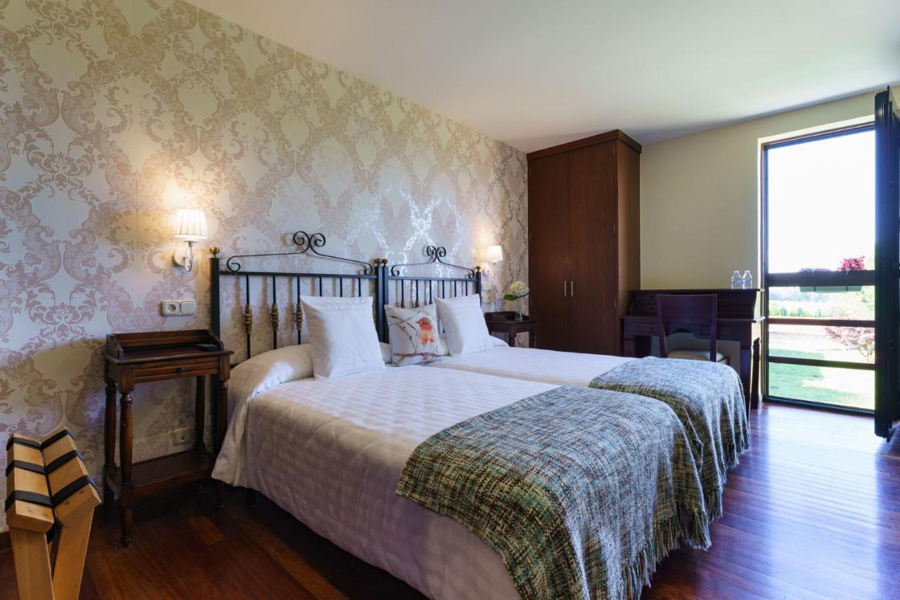 Lar Da Mota Boutique Hotel Arzúa Екстериор снимка